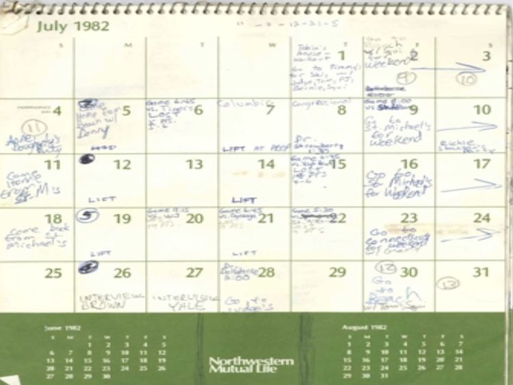 Les pages du calendrier couvrent l'été où Christine Blasey Ford l'a accusé d'inconduite sexuelle. Pic: Comité judiciaire du Sénat 