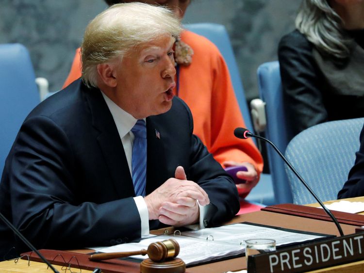 Le président américain Donald Trump prend la parole alors qu’il préside une réunion du Conseil de sécurité de l’ONU sur la lutte contre la prolifération