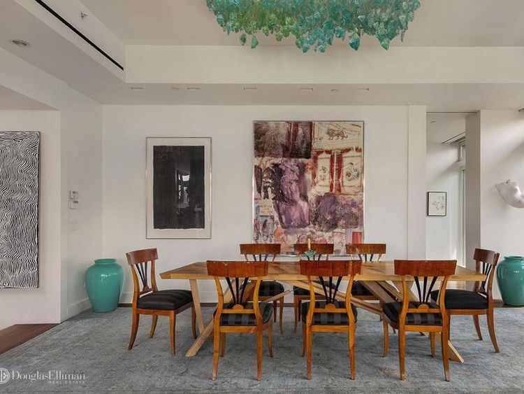 Meryl Streep répertorie le manoir de New York https://www.elliman.com/