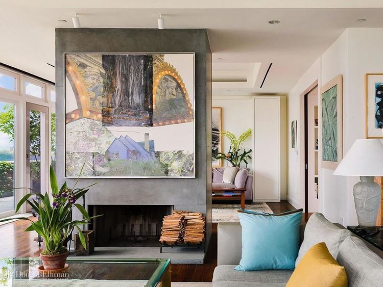 Meryl Streep répertorie le manoir de New York https://www.elliman.com/