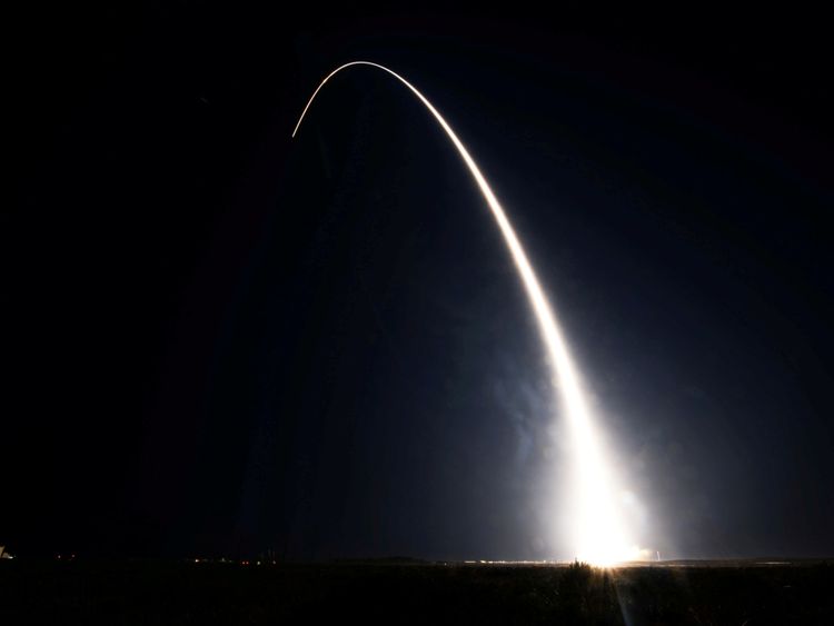 Une fusée Delta II transporte l'ICESat-2 en orbite. Pic: NASA / Bill Ingalls