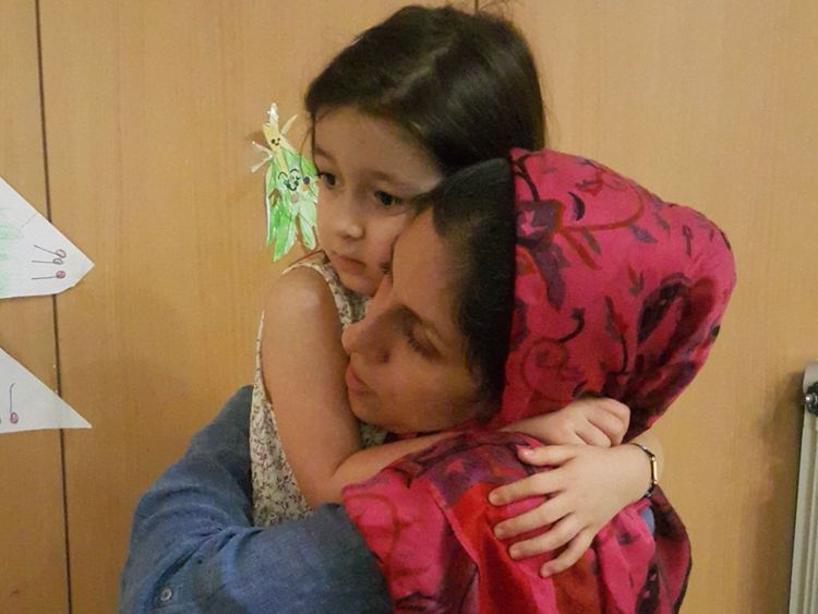 Nazanin-Zaghari Ratcliffe a fait un dernier appel pour passer plus de temps avec sa fille. Pic: @Nazanin