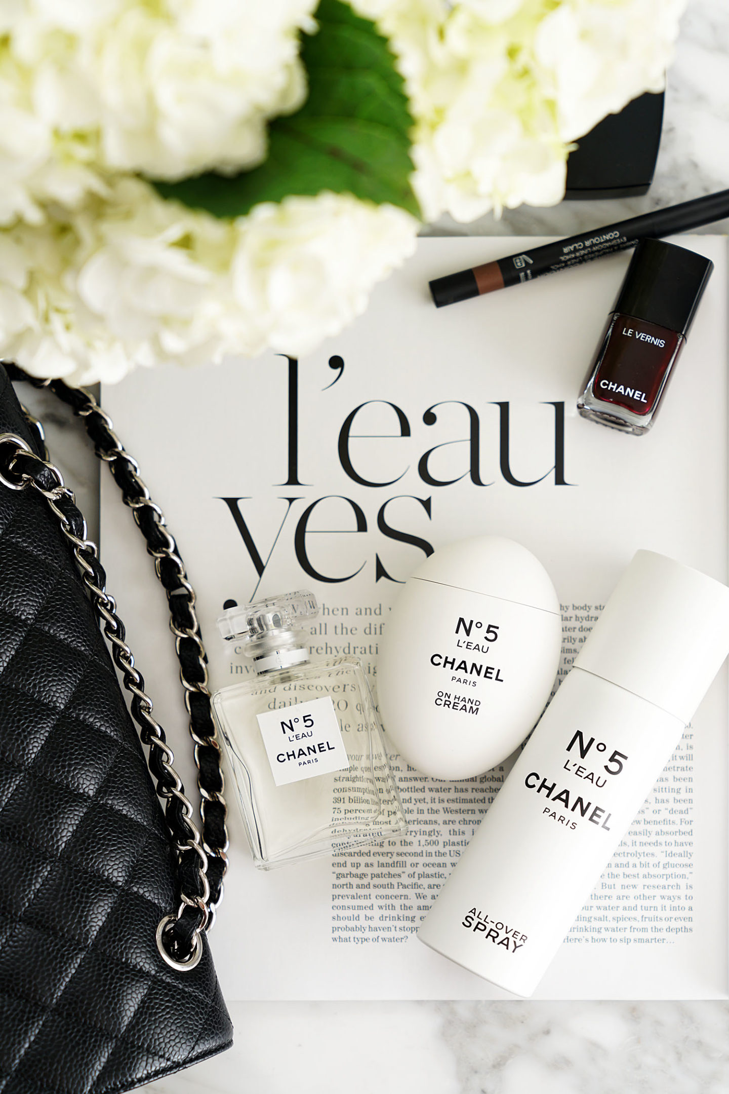 Chanel No5 L'eau crème pour les mains, spray pour le corps et eau de toilette