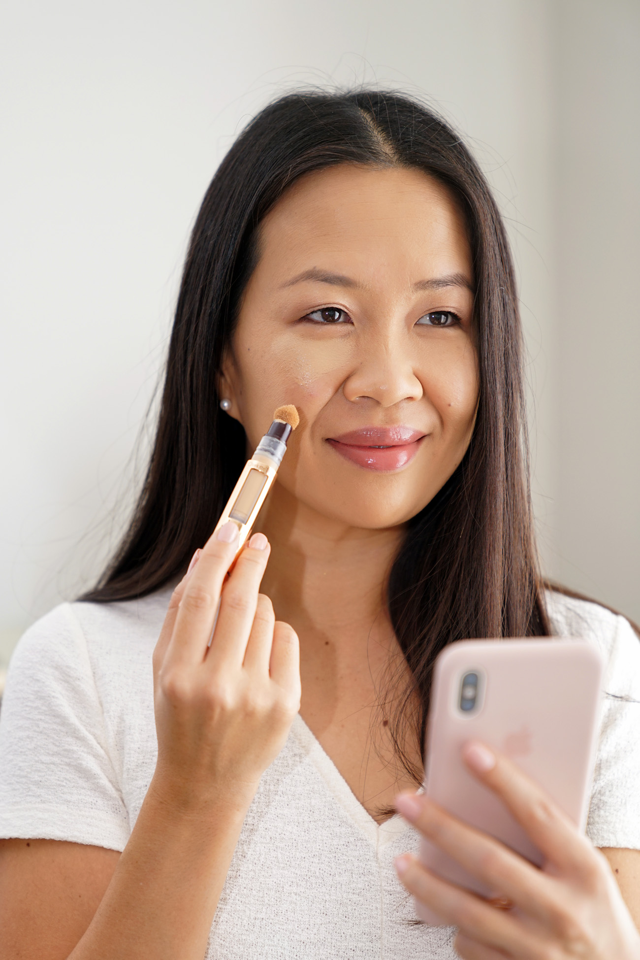 Charlotte Tilbury Magic Away Concealer 6