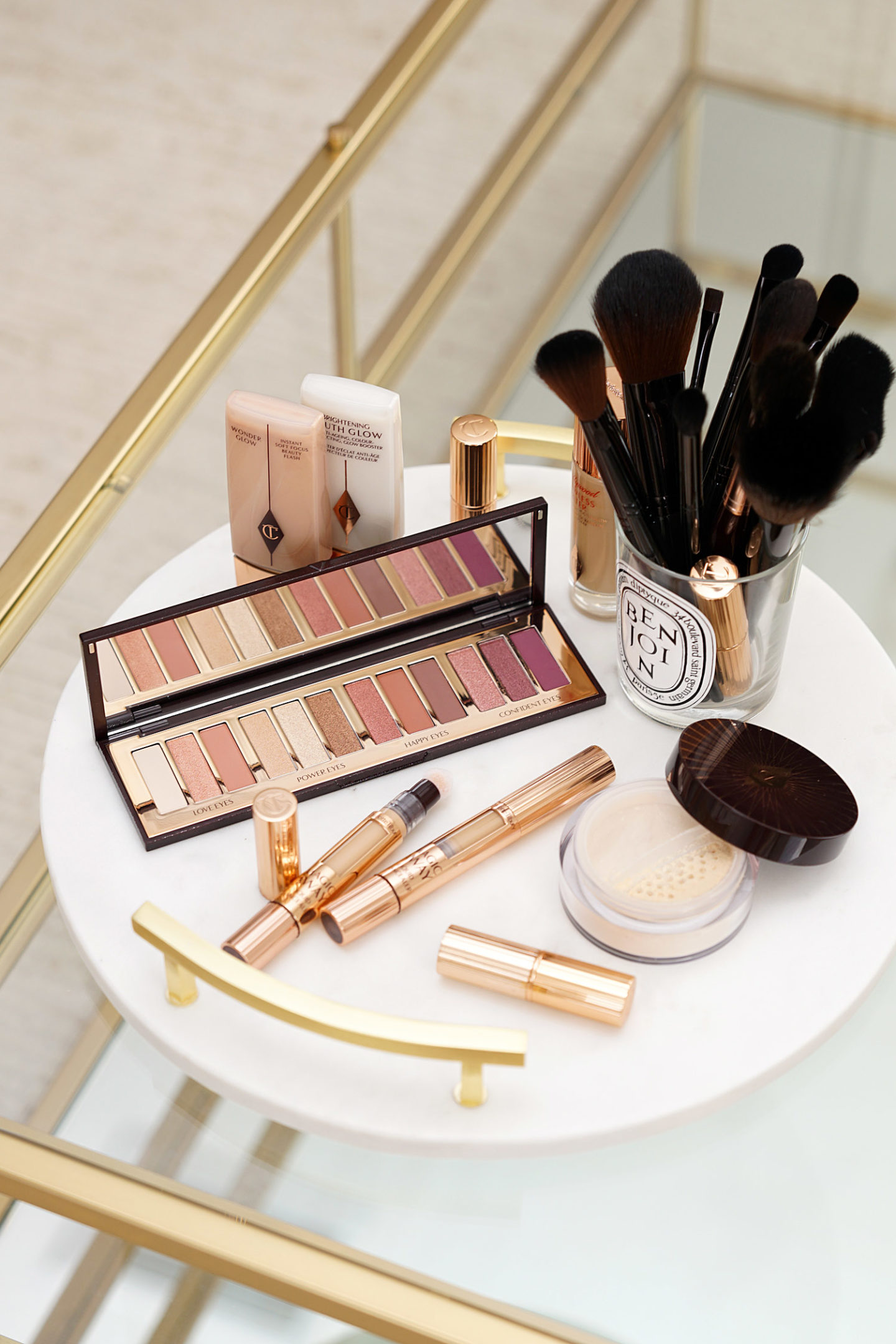 Charlotte Tilbury Crayon Away Magic, poudre magique et étoiles dans vos yeux