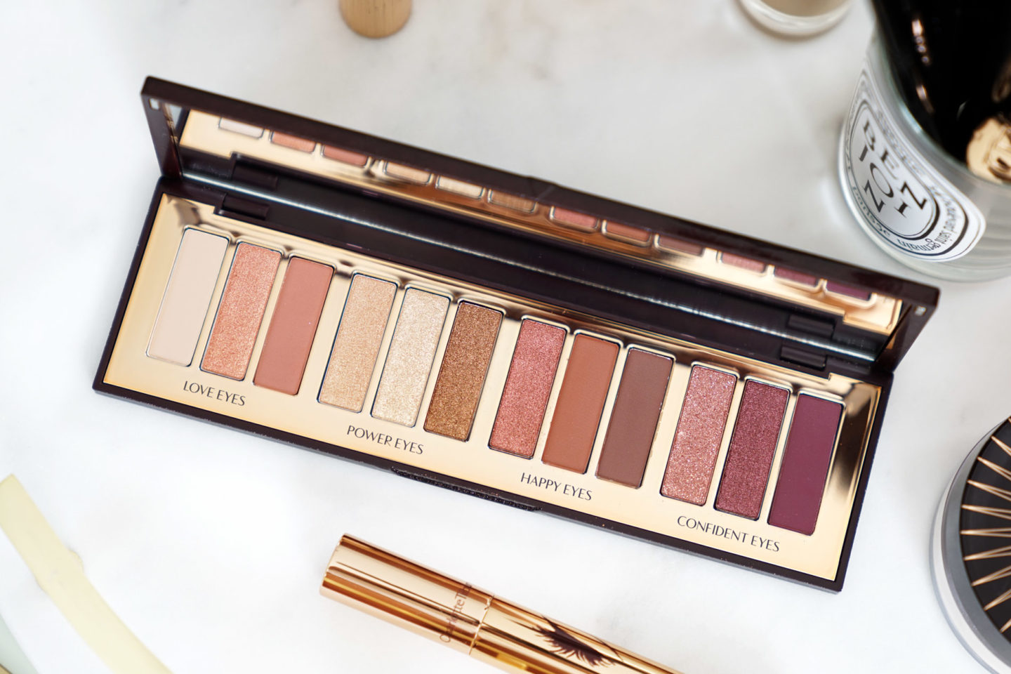 Charlotte Tilbury Étoiles dans votre yeux Palette Review