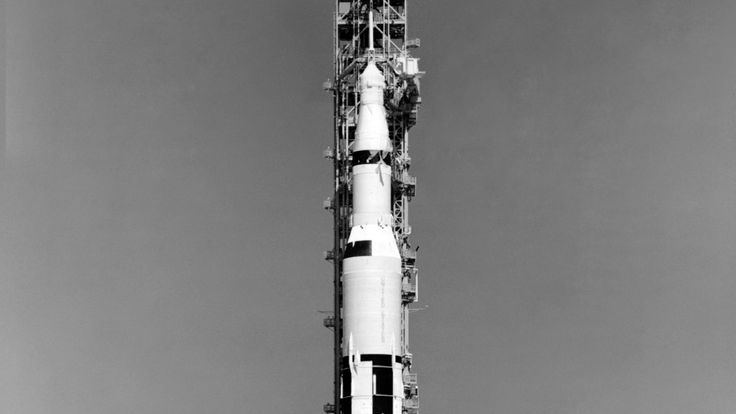Apollo 6, photographié au Centre spatial Kennedy en février 1968