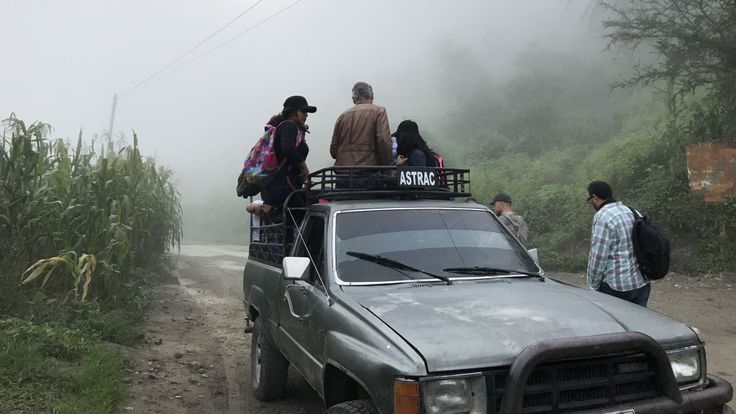 Stuart Ramsey de Sky a voyagé avec les migrants à l'arrière d'une camionnette