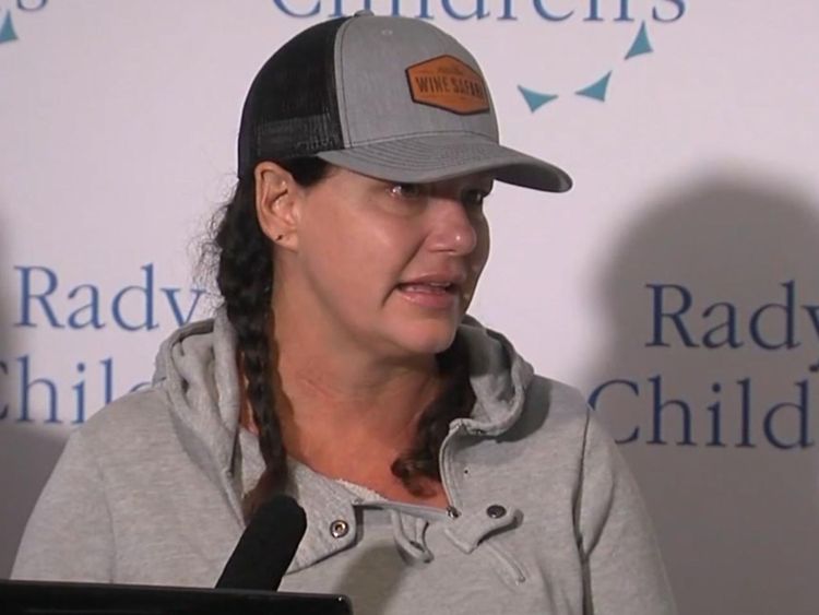 Ellie Hayes dit que son fils est un survivant & # 39;