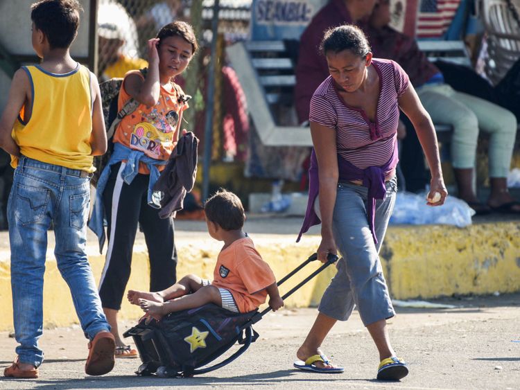 Les migrants honduriens se dirigent vers les États-Unis