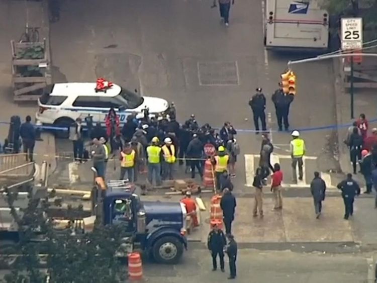 Live shot de New York, où la police enquête sur de nouveaux colis suspects (26/10/18)
