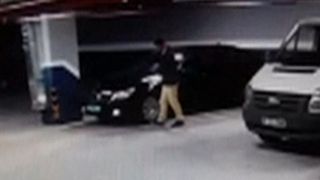 La vidéosurveillance indique des mouvements suspects. avec les voitures du consulat saoudien.
