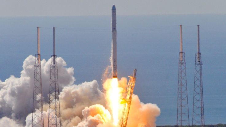 Le Falcon 9 de SpaceX a explosé peu après le décollage de juin 2015