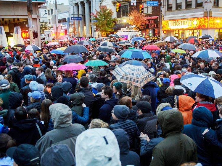 Vigil à Pittsburgh après le tir de la synagogue