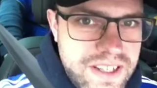 Graeme Smith, président de Foxes Pride, enregistrera un journal vidéo. "Srcset =" https://e3.365dm.com/18/11/320x180/1018ed6441dd9ab3ec998a210c1c4357123095d006382f409a7390c874c69e53_4474726.jpg?20181103144010 320W, 640W https://e3.365dm.com/18/11/640x380/1018ed6441dd9ab3ec998a210c1c4357123095d006382f409a7390c874c69e53_4474726.jpg?20181103144010, https://e3.365dm.com/18/11/736x414/1018ed6441dd9ab3ec998a210c1c4357123095d006382f409a7390c874c69e53_4474726.jpg?20181103144010 736w, 992w https://e3.365dm.com/18/11/992x558/1018ed6441dd9ab3ec998a210c1c4357123095d006382f409a7390c874c69e53_4474726.jpg?20181103144010, https: // e3.365dm.com/18/11/1096x616/1018ed6441dd9ab3ec998a210c1c4357123095d006382f409a7390c874c69e53_4474726.jpg?20181103144010 1096w, 1600w https://e3.365dm.com/18/11/1600x900/1018ed6441dd9ab3ec998a210c1c4357123095d006382f409a7390c874c69e53_4474726.jpg?20181103144010, https: //e3.365dm. com / 18/11 / 1920x1080 / 1018ed6441dd9ab3ec998a210c1c4357123095d006382f409a7390c874c69e53_4474726.jpg? 20181103144010 1920w, https://e3.365dm.com/18/11/2048x1101818 441dd9ab3ec998a210c1c4357123095d006382f409a7390c874c69e53_4474726.jpg? 20181103144010 2048w "values =" (largeur minimale: 900px) 992px, 100vw