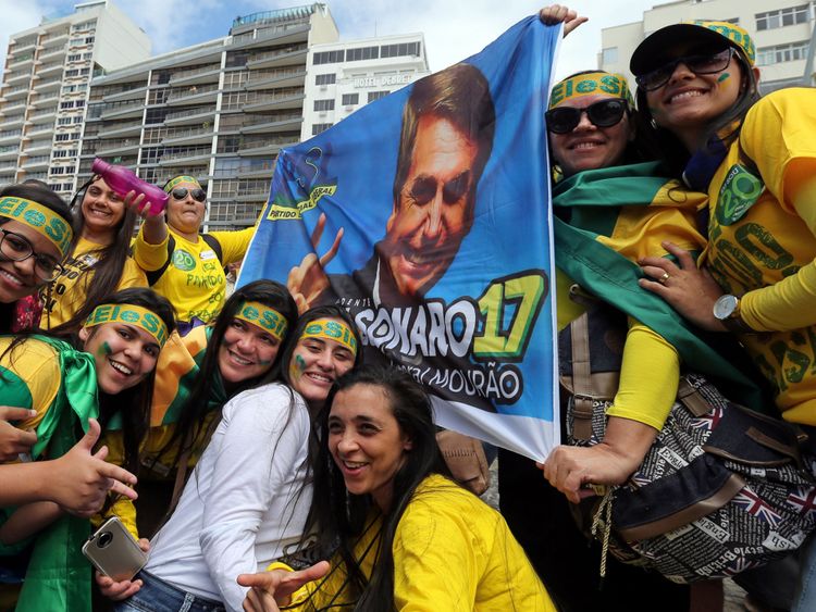 Les fans du nouveau président brésilien, qui a soutenu Wilson Witzel à devenir gouverneur de Rio