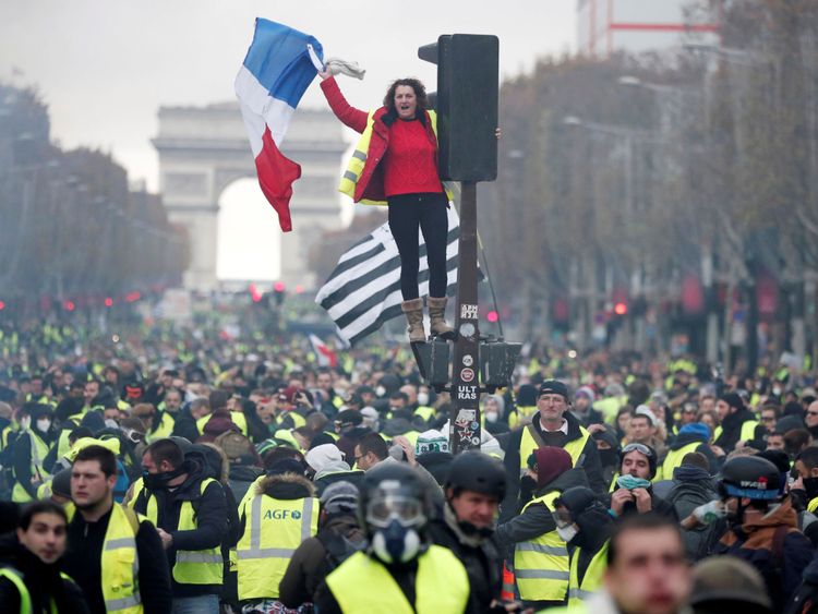 Deux personnes ont été tuées dans les manifestations jusqu'à présent
