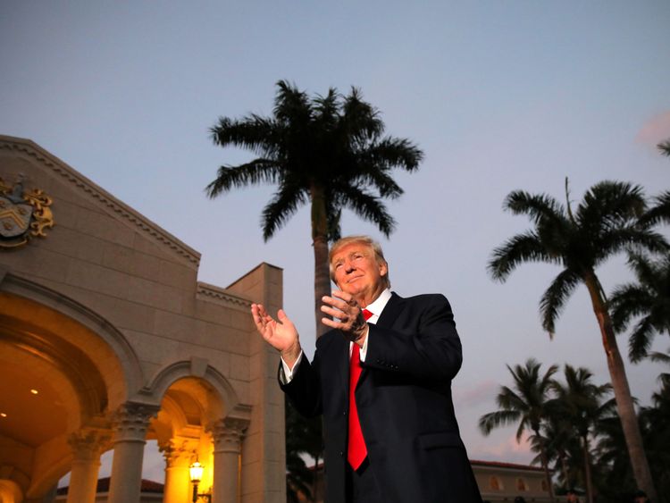 Donald Trump dans son complexe à Mar-a-Lago, en Floride