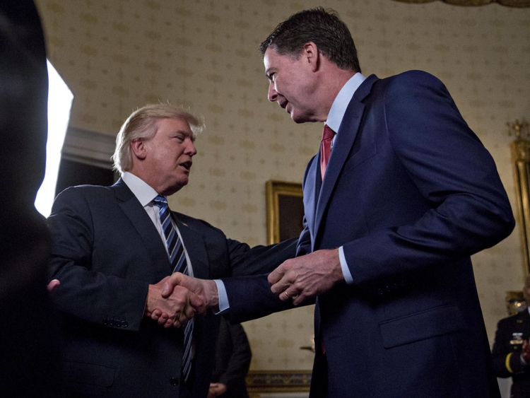 Donald Trump rencontre James Comey à la Maison Blanche en janvier 