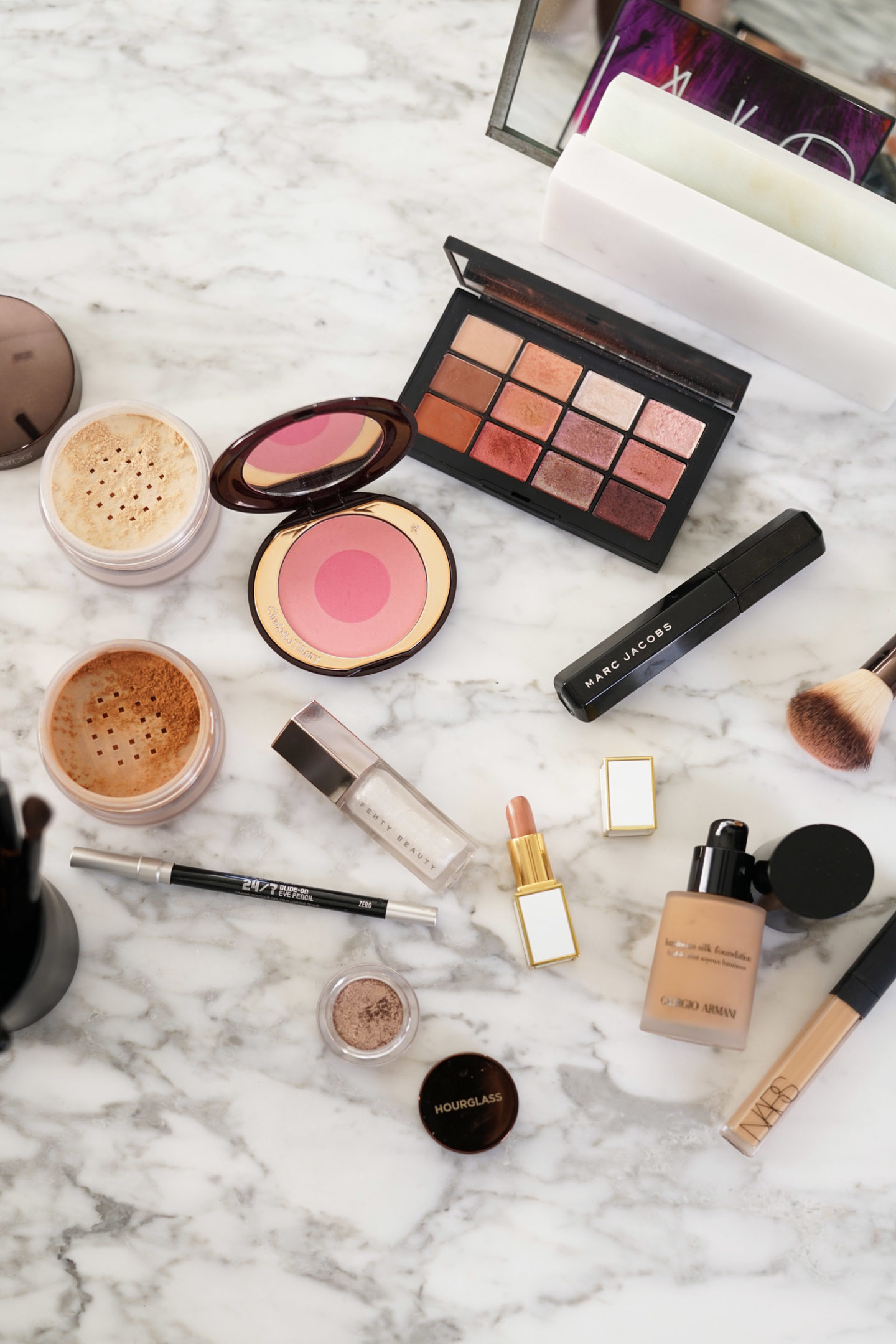 Lait diamant brillant Fenty Beauty, rouge à lèvres Tom Ford Ava, lèvres nues + joues roses de Sephora | Le look book beauté