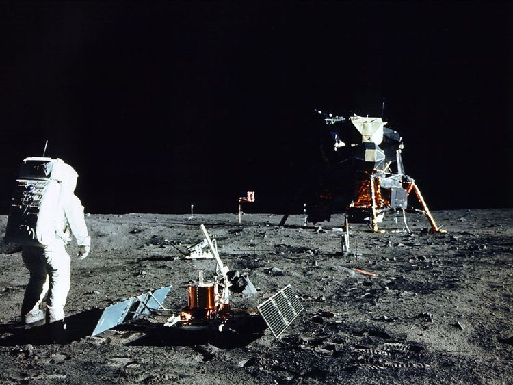 Buzz Aldrin se dresse à la surface de la lune en 1969