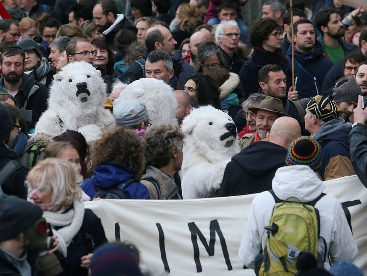 Des dizaines de milliers de personnes se sont retrouvées dans la capitale belge, Bruxelles