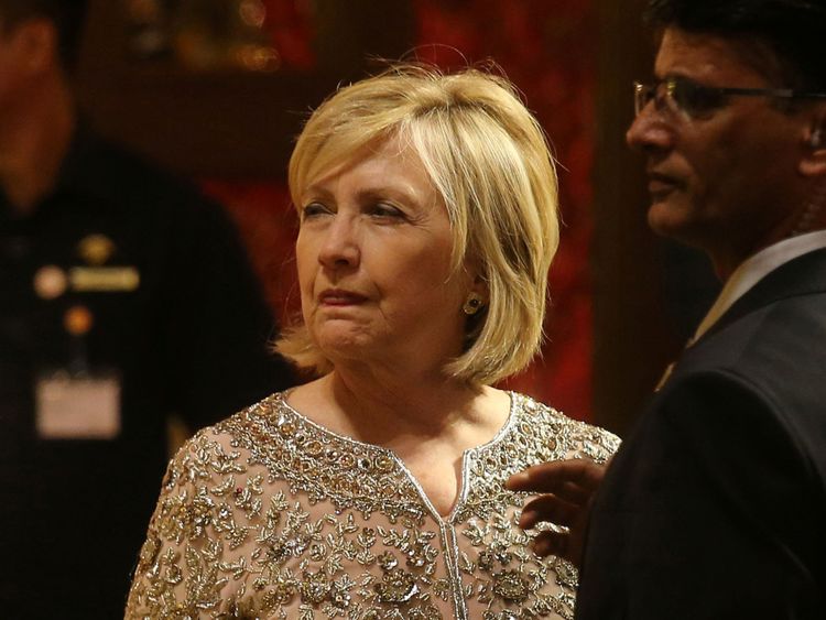 Vidéo montrant Mme Clinton en train de danser avec l'acteur indien Shah Rukh Khan
