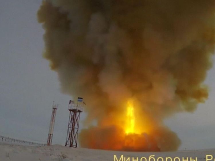 La fin du missile pouvait être vue à travers la fumée