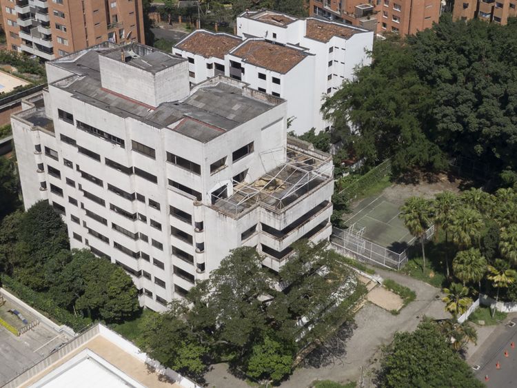 Le bâtiment en béton aurait coûté 11 millions de dollars à rénover, selon la ville