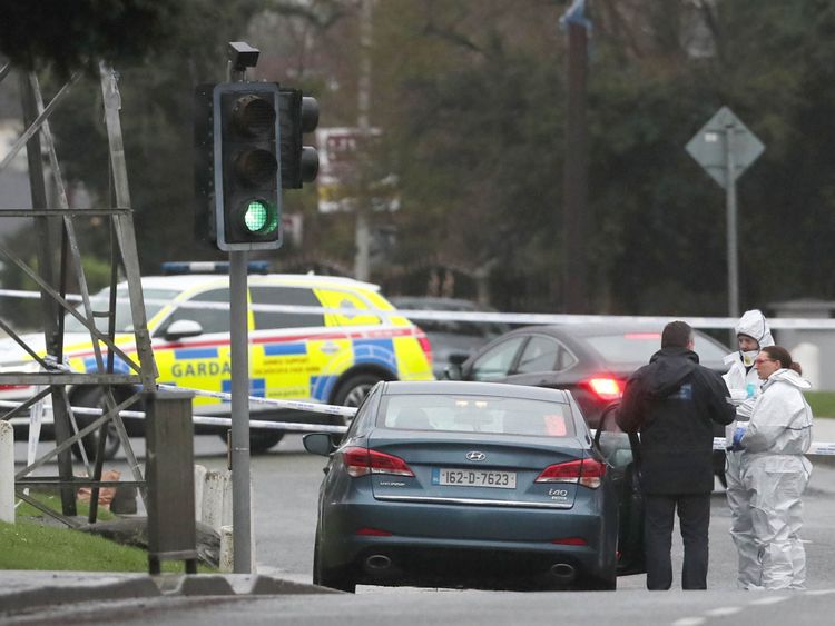 La police irlandaise examine les lieux à Blanchardstown