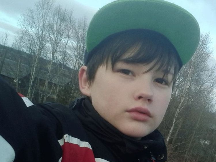 Vanya Krapivin avait 15 ans lorsqu'il a trouvé sa mère attaquée par son voisin