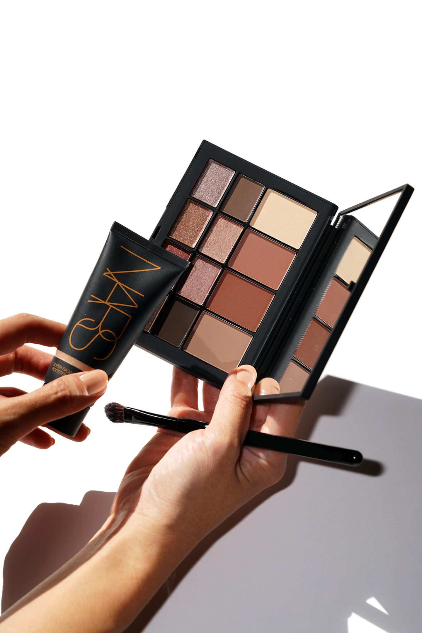 NARS Skin Deep Eye Review et Super Radiant Booster Review