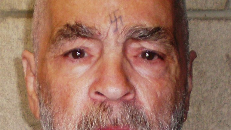 Mise à jour de la photo de Charles Manson