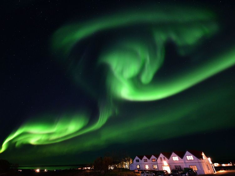 Les aurores boréales est aussi connue sous le nom d'aurore boréale