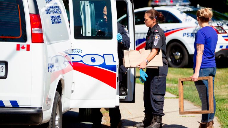 La police a passé des semaines à fouiller la propriété après plusieurs disparitions suspectes