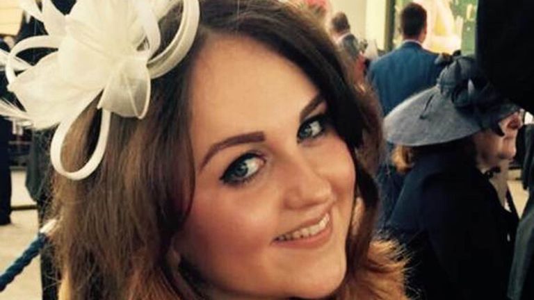 

Photo de dossier non datée publiée par la police métropolitaine de Charlotte Brown. Le développeur Web Jack Shepherd a été reconnu coupable de l’avoir tuée dans un accident de bateau rapide sur la Tamise. ASSOCIATION DE PRESSE Photo. Date d'émission: Le jeudi 26 juillet 2018. Le concepteur Web Jack Shepherd avait essayé d'impressionner Charlotte Brown, 24 ans, après l'avoir rencontrée sur le site de rencontres OkCupid. Mais leur premier rendez-vous au champagne a pris fin lorsque son bateau a chaviré et qu'elle a été jetée dans la rivière froide en décembre.