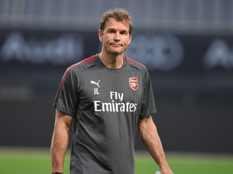 Jens Lehmann, ancien gardien et entraîneur d'Arsenal, a convenu qu'il raterait le panto