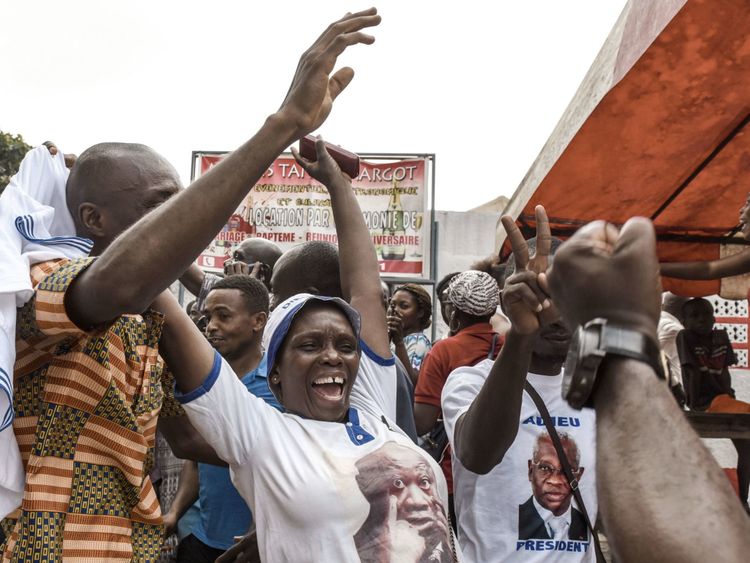 Il y avait des célébrations parmi certains de retour en Côte d'Ivoire