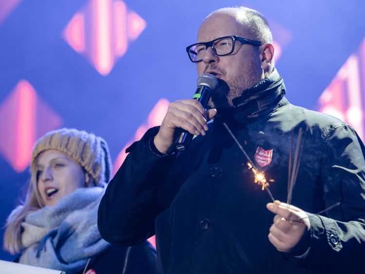 Pawel Adamowicz s'exprimant lors de l'événement avant d'être attaqué