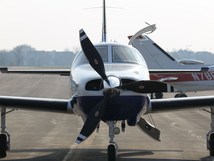 Le monomoteur Piper Malibu peut transporter jusqu'à six personnes