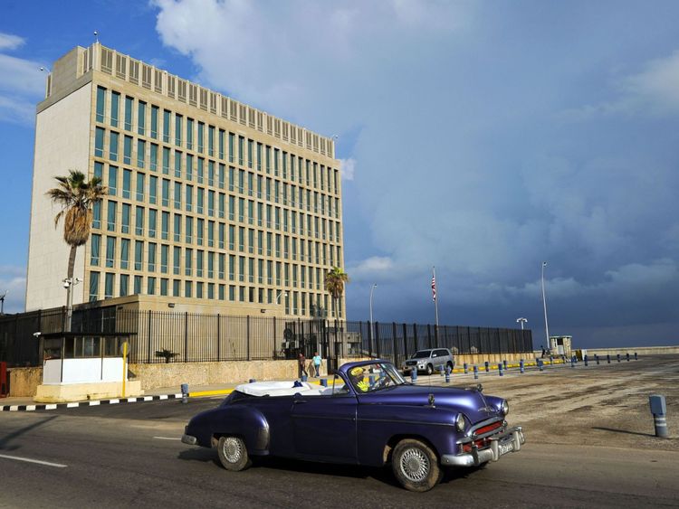 Les États-Unis ont rappelé le personnel non essentiel de l'ambassade à La Havane, à Cuba, après des attaques sonores potentielles en 2017