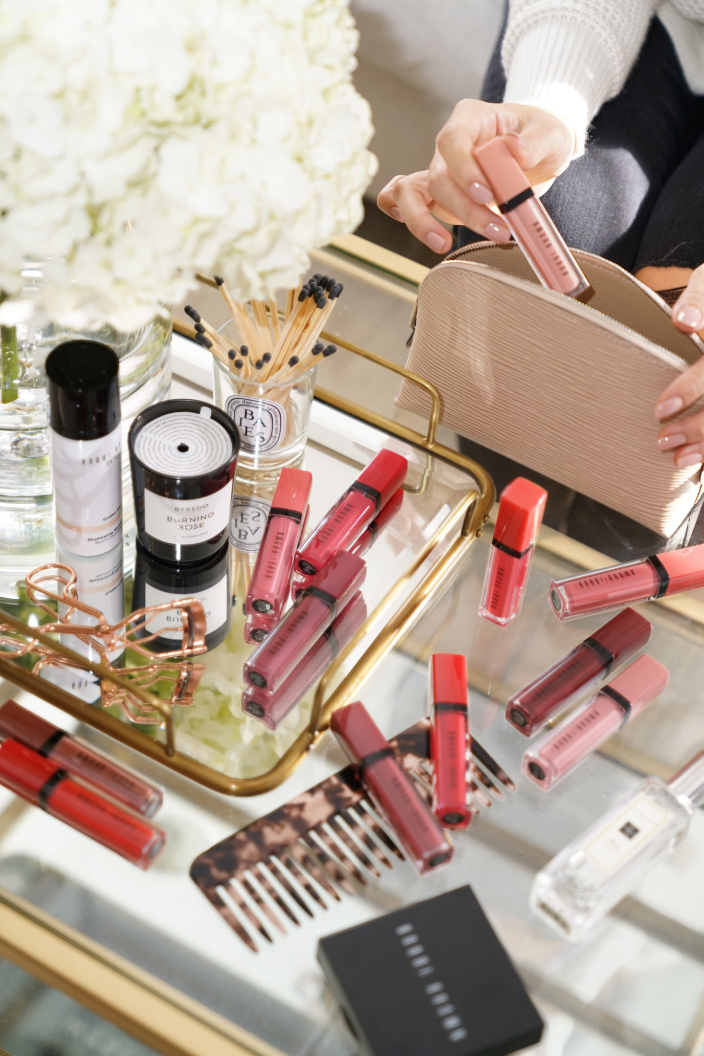 Revue de baume à lèvres liquide écrasé Bobbi Brown et échantillons | Le look book beauté