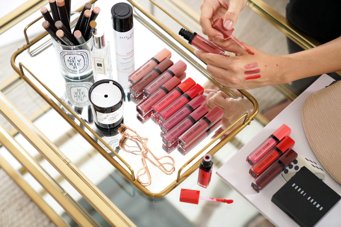 Revue de baume à lèvres liquide écrasé Bobbi Brown et échantillons | Le look book beauté