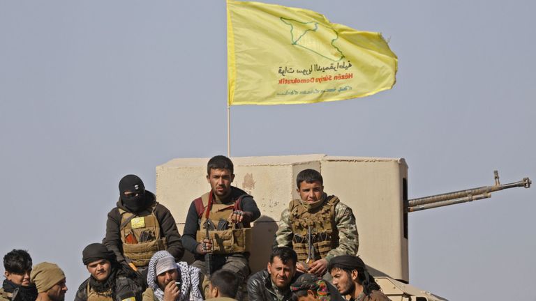 Troupes SDF près de Baghuz dans l'est de la Syrie 
