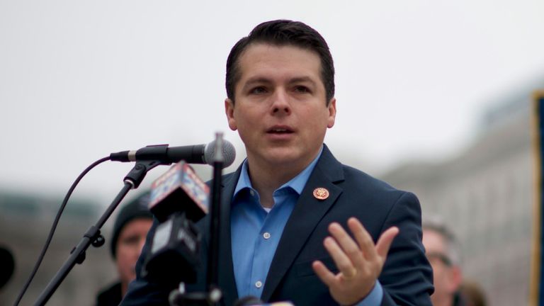 Rep. Brendan Boyle (D - PA) s’adresse aux travailleurs fédéraux en congé