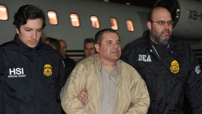 El Chapo arrive aux États-Unis en 2017 après son extradition vers le Mexique