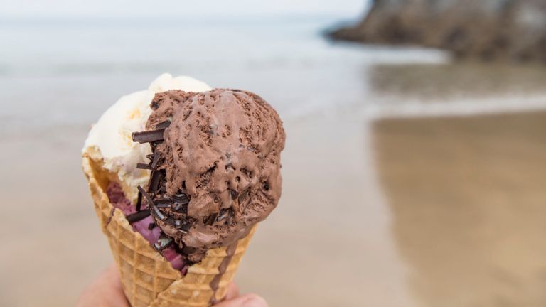 La fillette de neuf ans a été transportée à l'hôpital après avoir mangé une glace