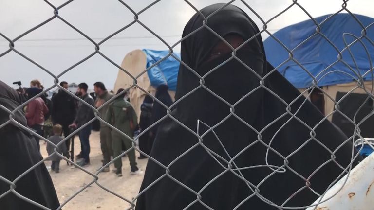 Une femme de Trinidad a parlé avec colère de sa détention dans le camp