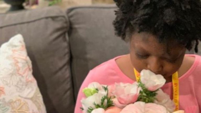 Les patients de Hope Lodge à New York ont ​​reçu les bouquets conçus par des célébrités. Pic: Instagram / Répéter Roses