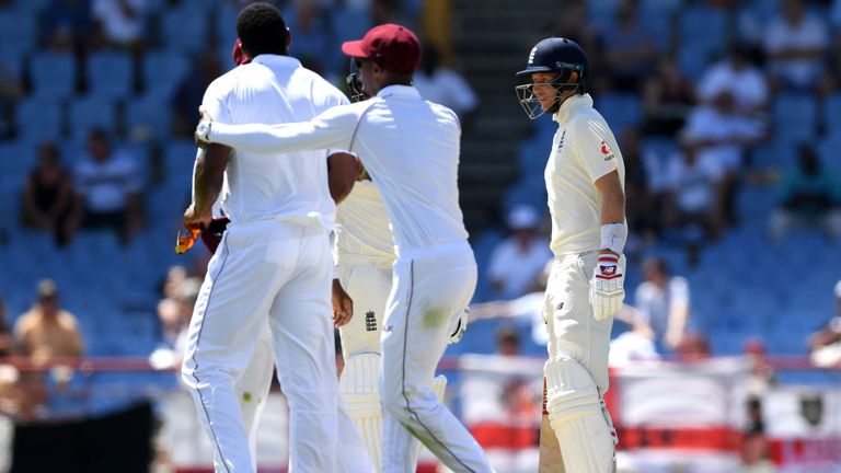 Shannon Gabriel affronte le capitaine anglais Joe Root